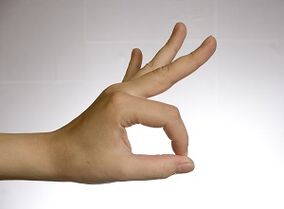 Jelking's fingers to enhance a member