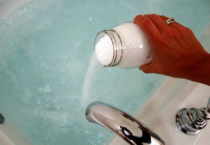 Taking a soda bath to enlarge the penis